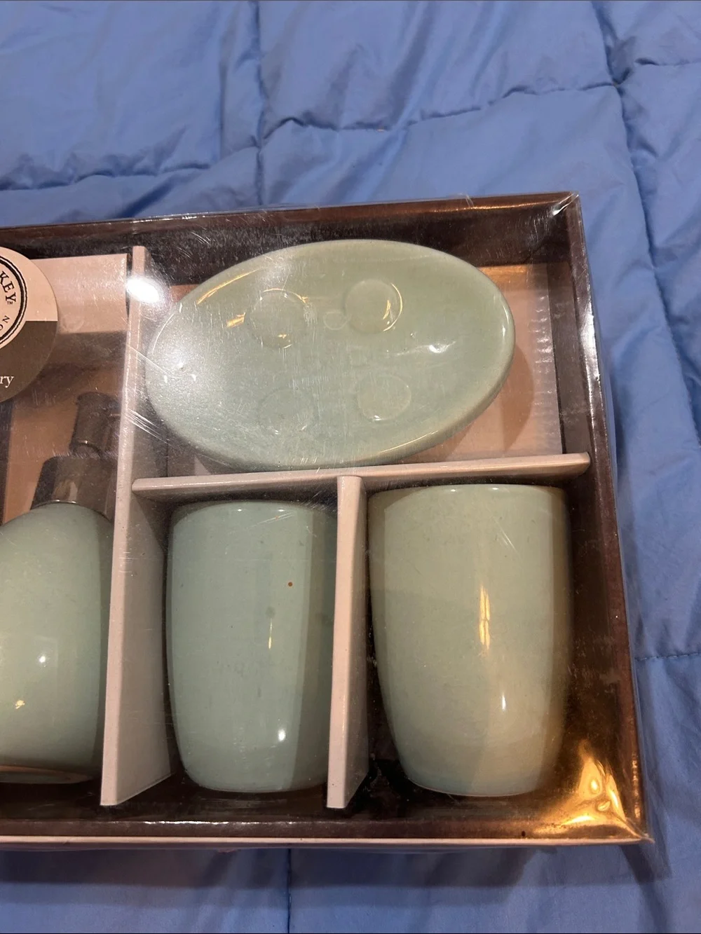 Mint Green 4-Piece Ceramic Bath Accessory Set